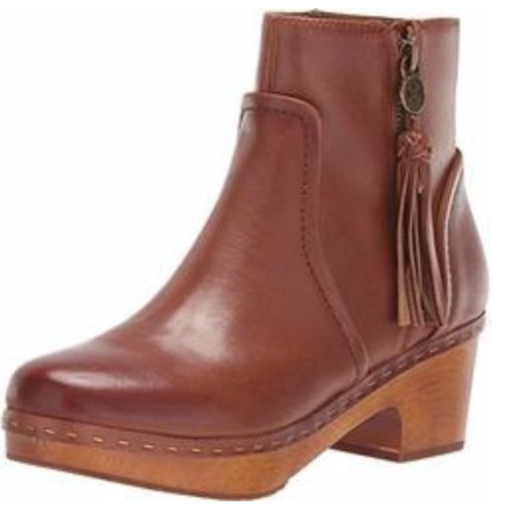 Patricia Nash Rafael Boot Size 10.Beautiful boots just not for me.